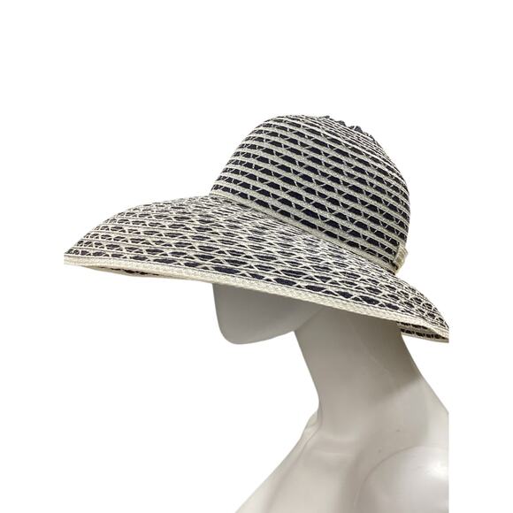 Vintage Yves Saint Laurent Hat Women’s 1 Size StrawSun Hat Open Top Navy & Cream - Picture 3 of 7